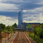 Millenniumtower von der Nordbrücke betrachtet.