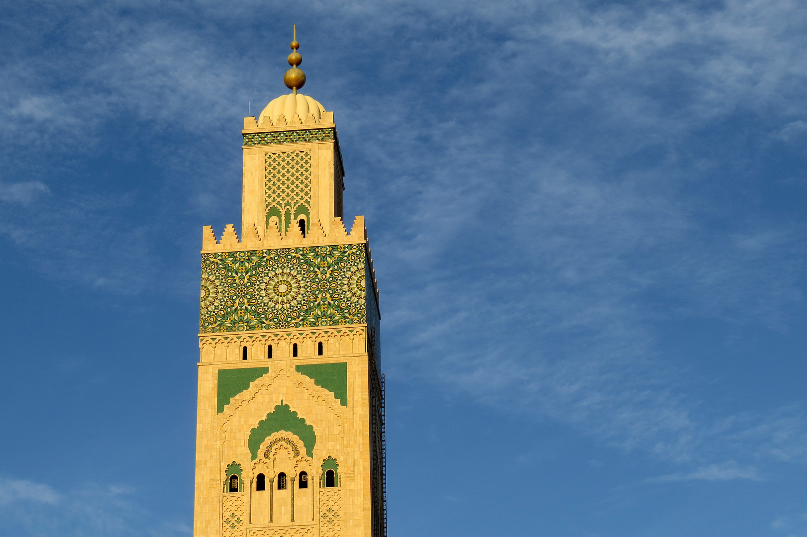 Minarett der Hassan-II.-Moschee in Casablanca