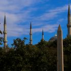 Minarette und Obelisk