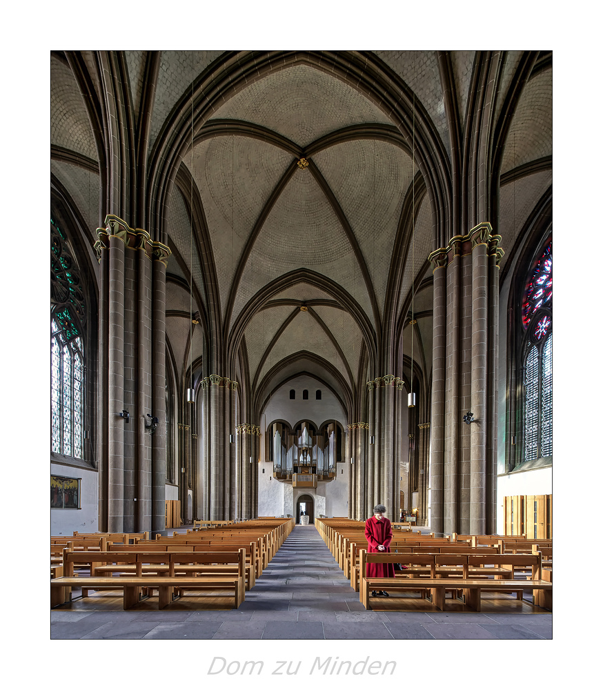 Mindener Dom St. Gorgonius und St. Petrus " einen Augenblick, der Stille..."