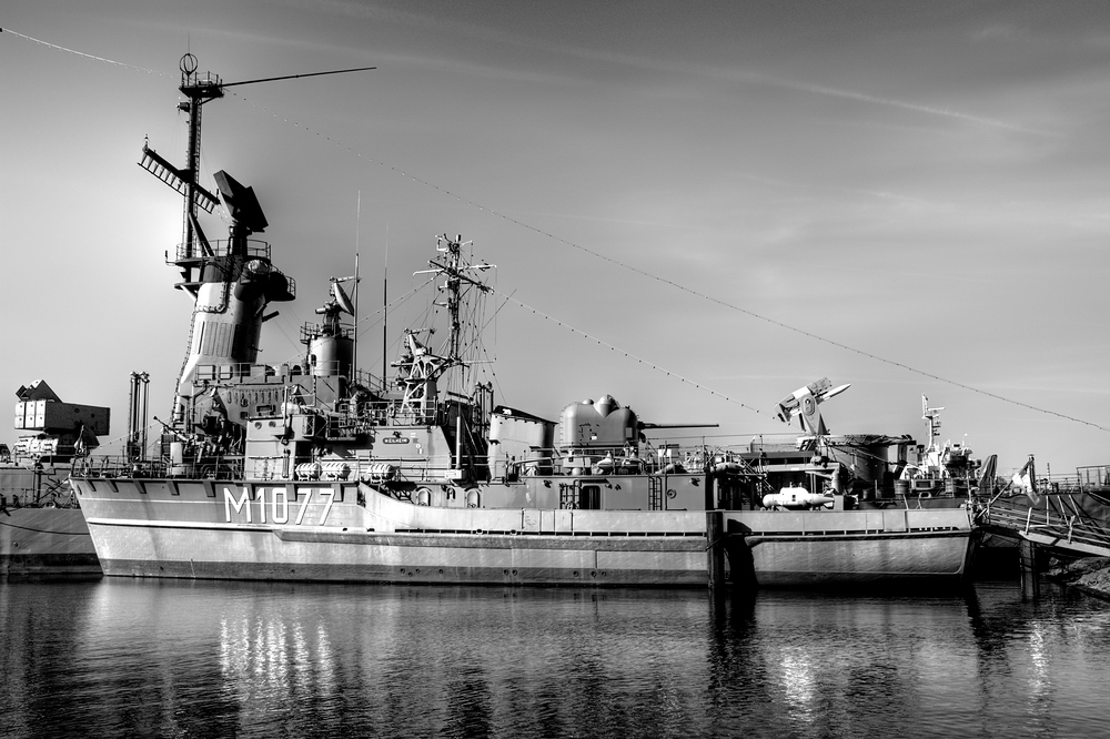 Minensuchboot M1077 im Marienemuseum Wilhelmshaven