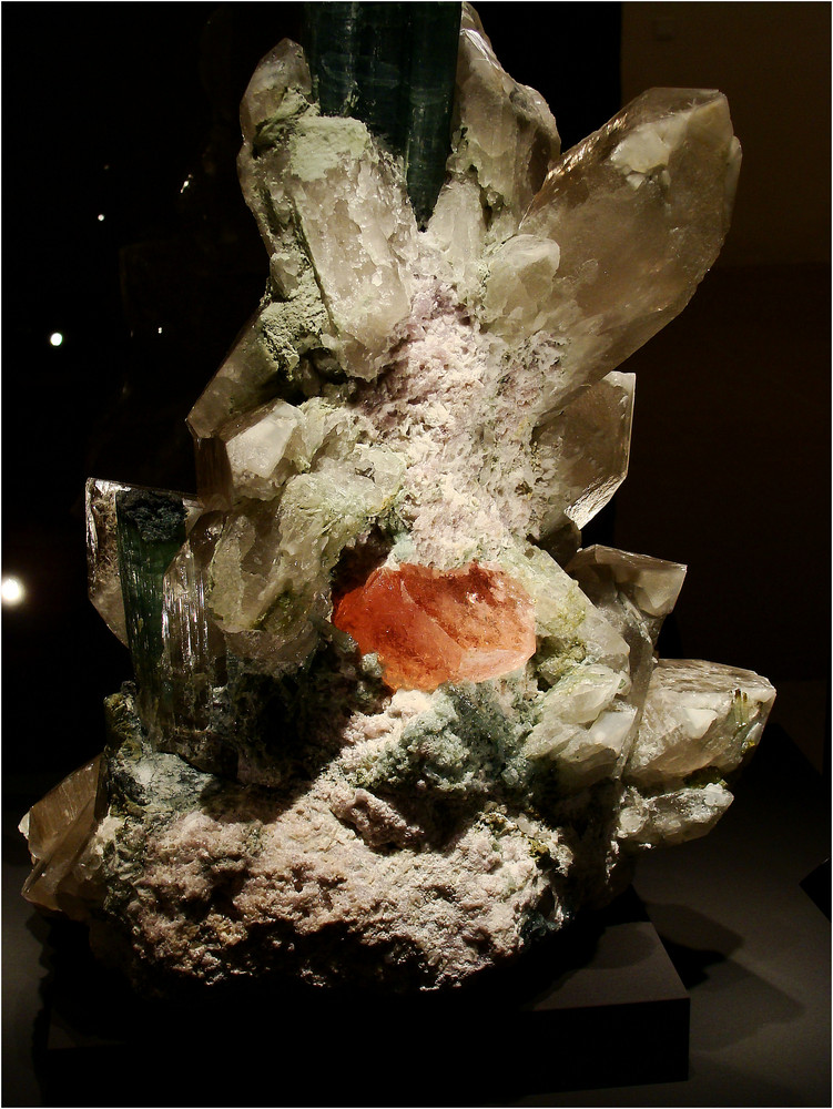 Mineralien...........