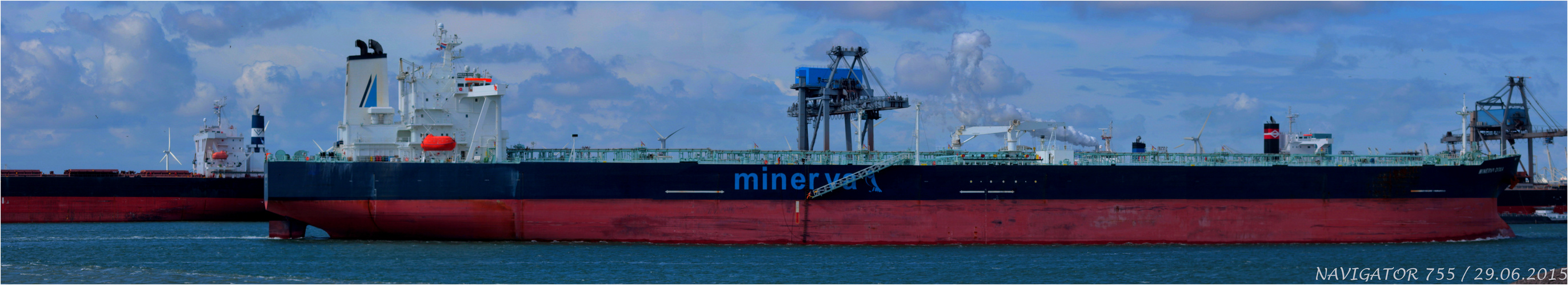 MINERVA DOXA (2) / Tanker / Rotterdam / Bitte scrollen!