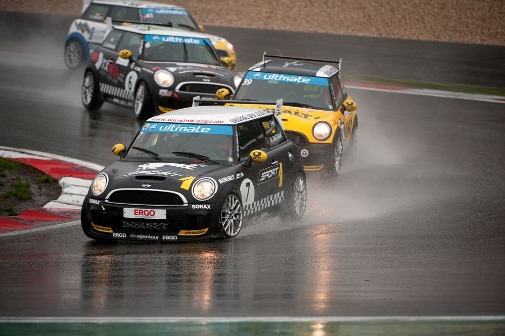 Mini Challenge 2010 Nürgurgring im Regen (August 2010)