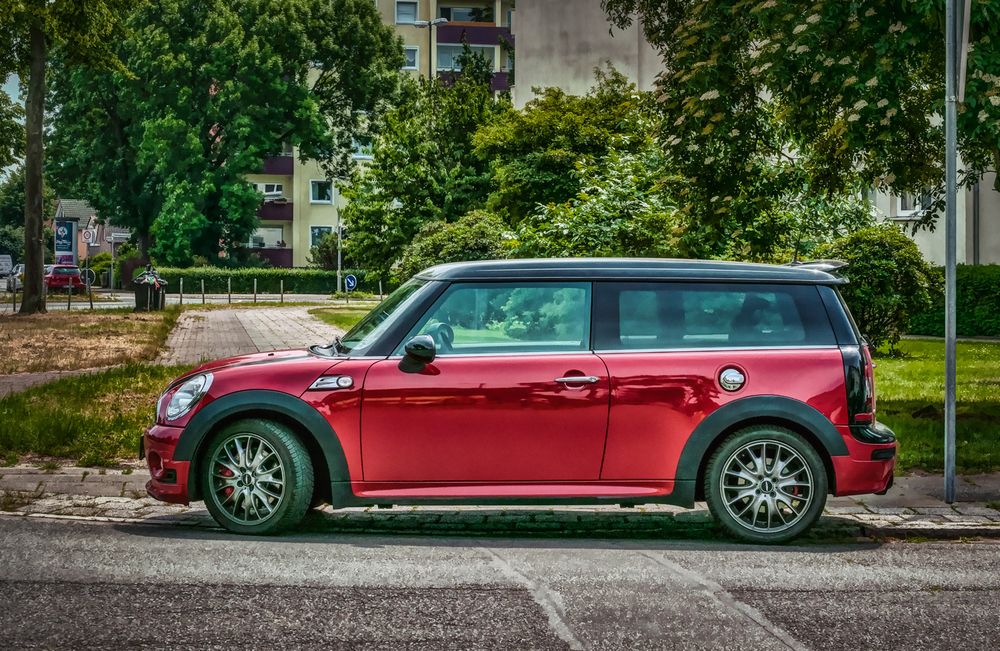 Mini Cooper Clubman rot-schwarz