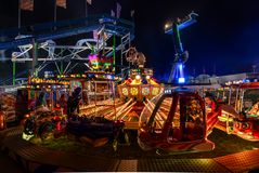 Mini Jet - Leuchtende Welten (9) | Hochheimer Markt 2025 