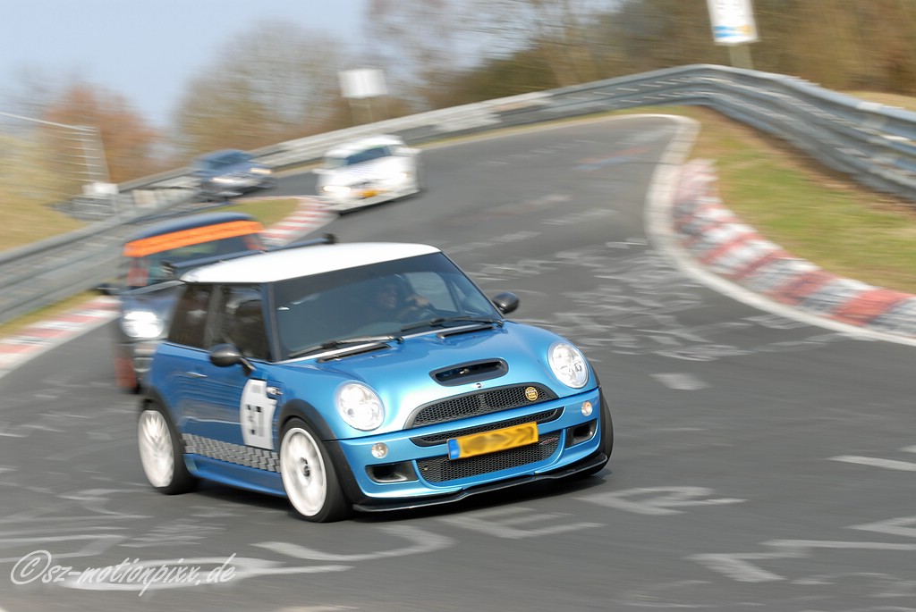 Mini Racing:)