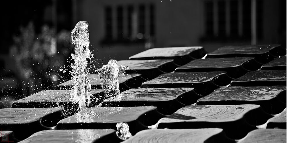 Mini-Schön-Wetter-Geysir | Stadtleben