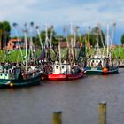 Miniatur-Kutter im Hafen von Greetsiel