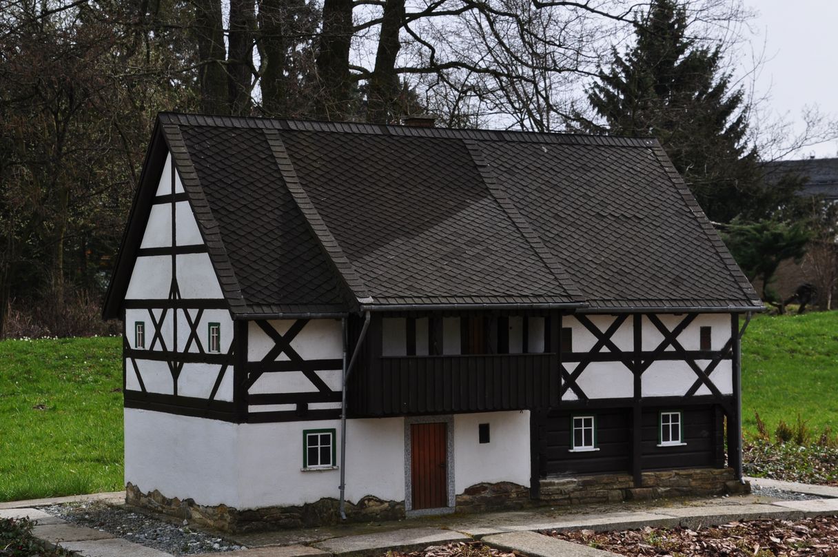 Miniatur-Umgebindehaus 9