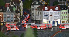 Miniaturwunderland HH Feuerwehreinsatz in Knuffingen