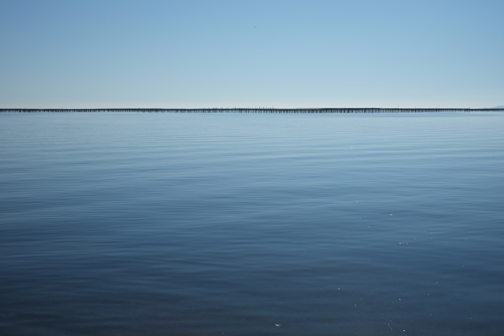 Minimalisme étang de Thau (Bouzigues)