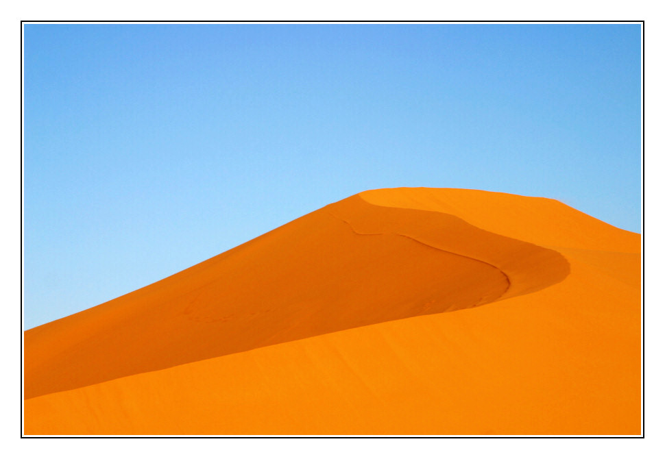 Minimalistic dune
