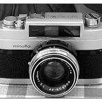 Minolta V2