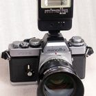 Minolta XE1 Mit Rokkor 1:1.2 58mm, Metallblende und Blitz Minolta BC 226.