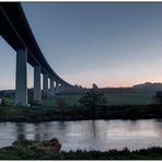 Mintarder Brücke bei Sonnenaufgang