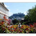 Mirabellgarten im Hintergrund Burg Hohensalzburg