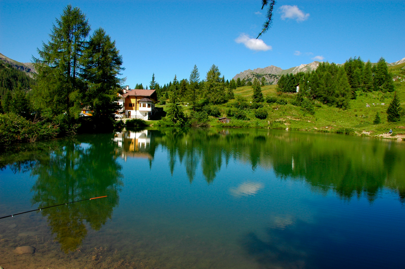 Miralago Passo San Pellegrino Dolomiti