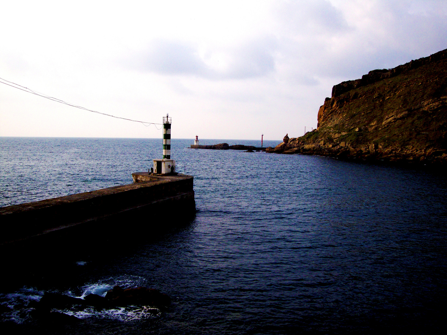 MIRANDO AL MAR