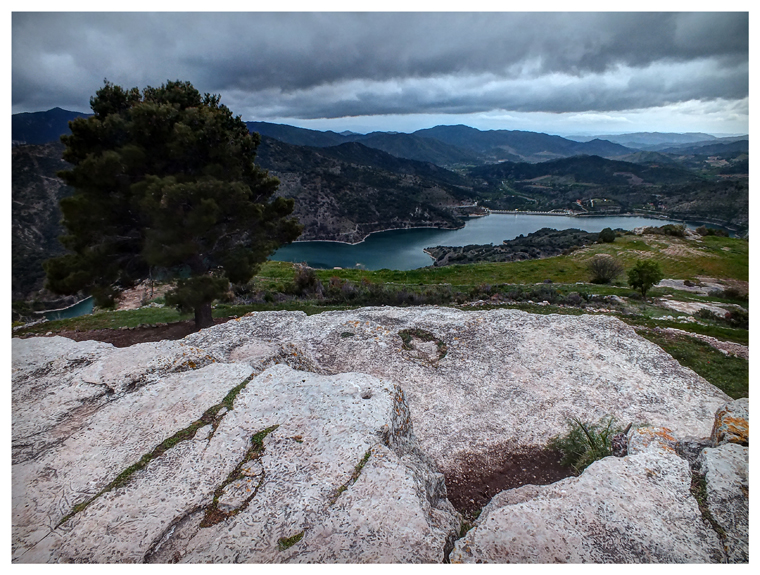 Mirando al pantano de siurana