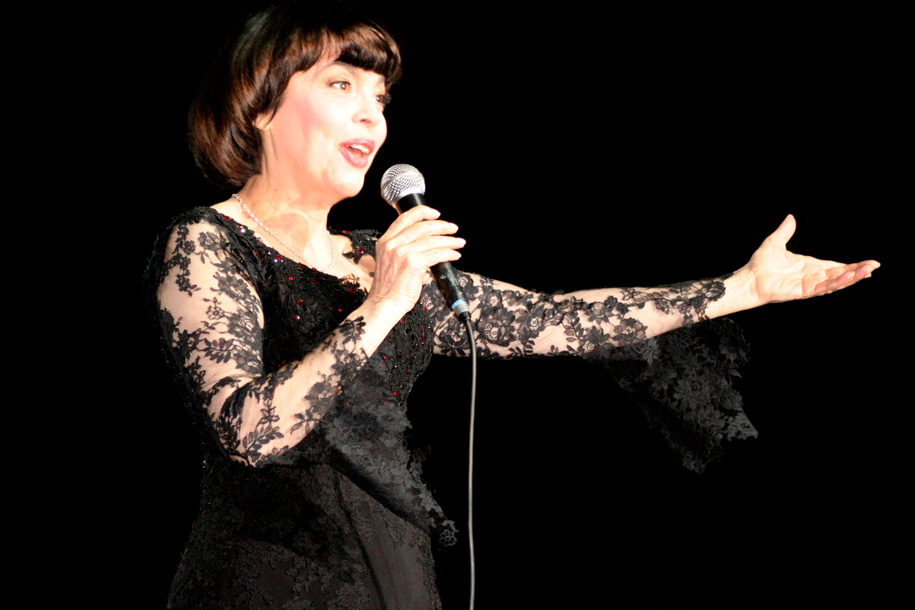 Mireille Mathieu 2008