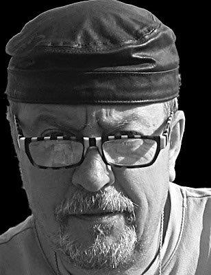 MiRo_b+w