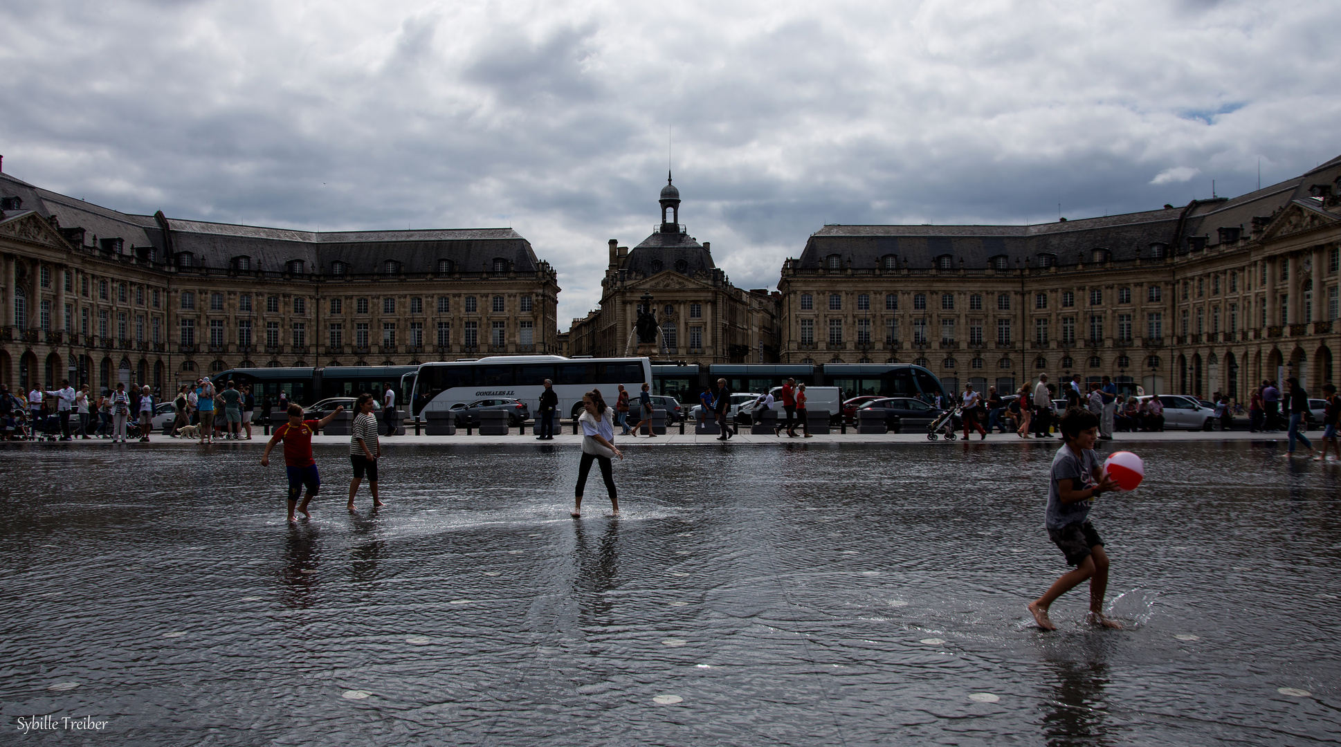 Miroir d'eau in Bordeaux