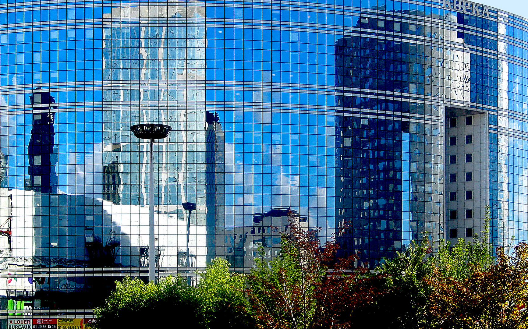 Mirror - La Defense