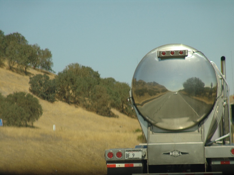 mirror truck on I-5