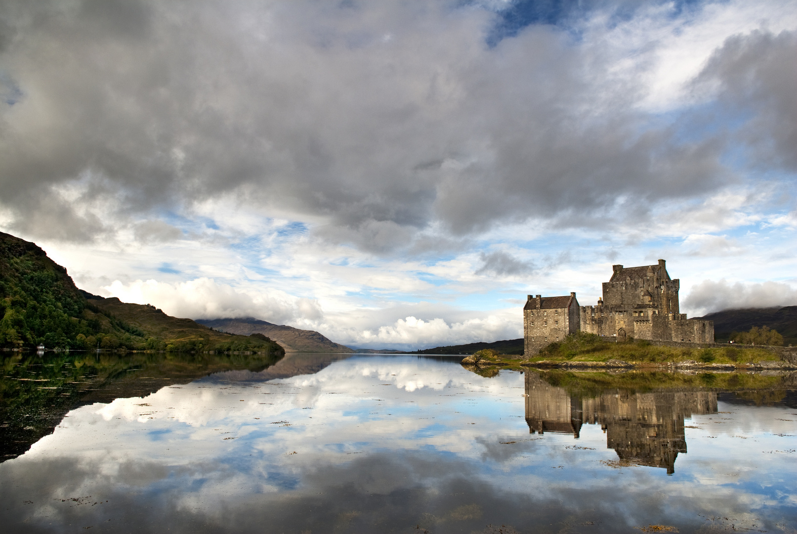 Mirrored Donan Eilean Castle