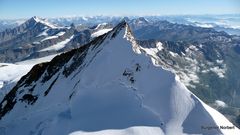 Mischabelgruppe mit Dom,rechts die Nordend.