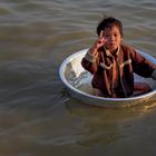 Misère sur le Tonlé Sap, près de Siem Reap, Cambodge