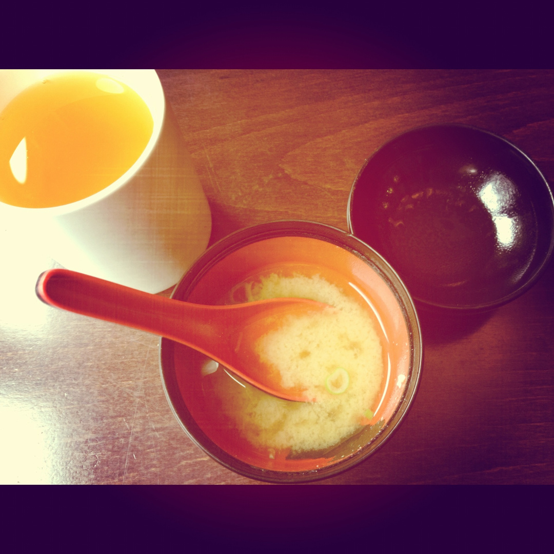 Miso und Jasmintee