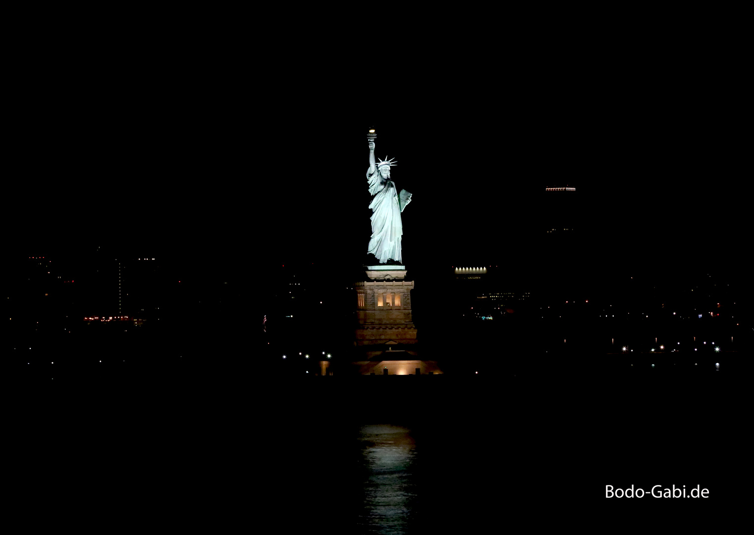 Miss Liberty bei Nacht