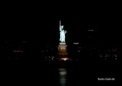 Miss Liberty bei Nacht