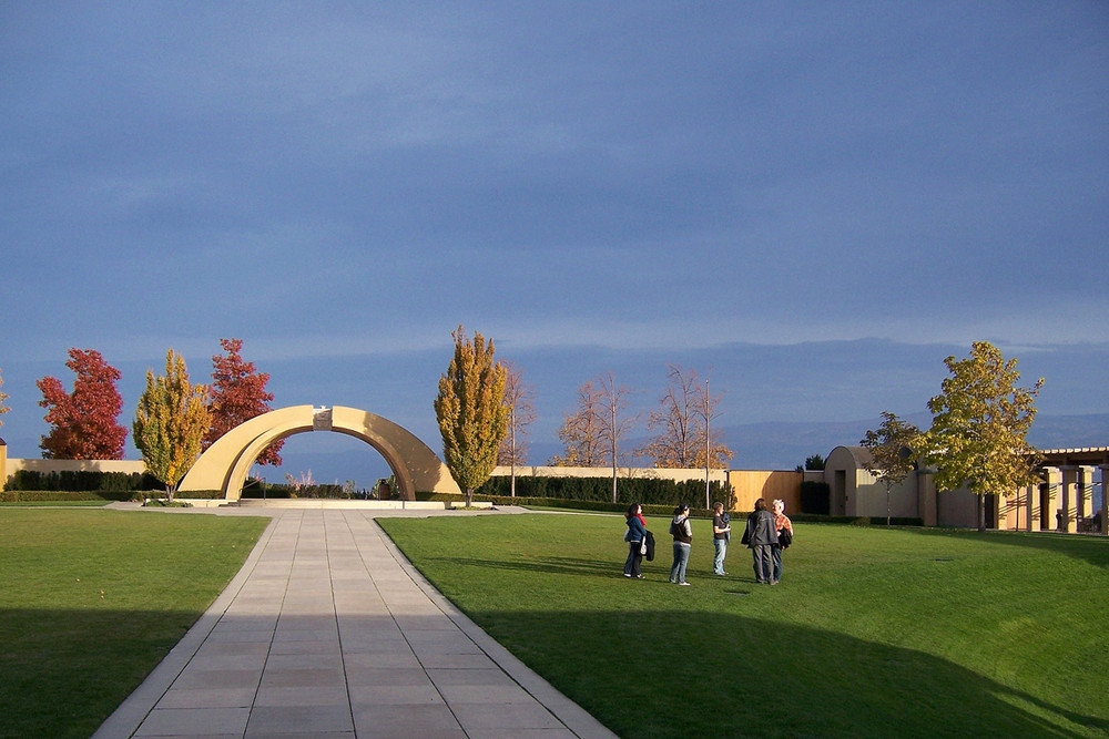 mission hill winery, okanagan