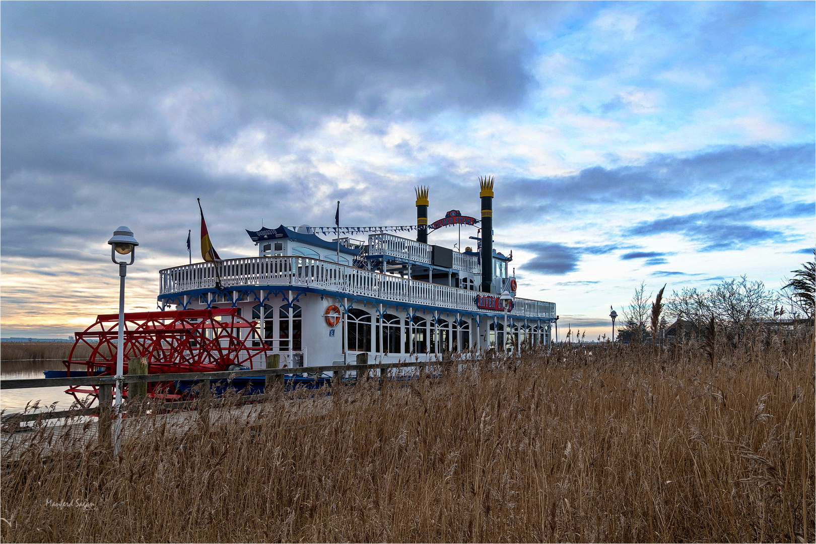 Mississippi Flair am Zingster Hafen...