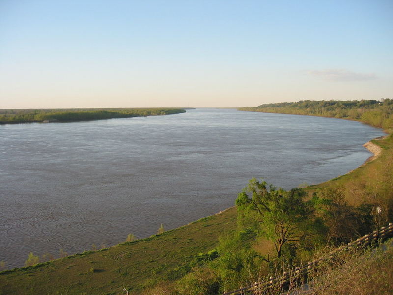 Mississippi in der Abendsonne bei Natchez