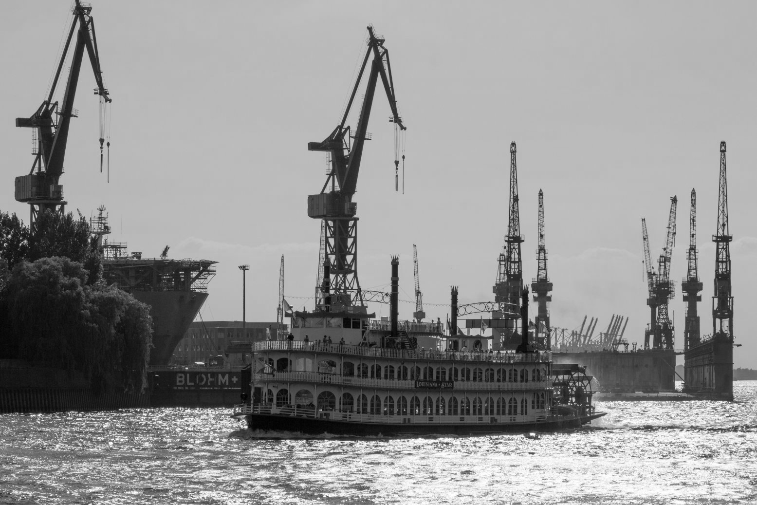 Mississippidampfer im Hamburger Hafen