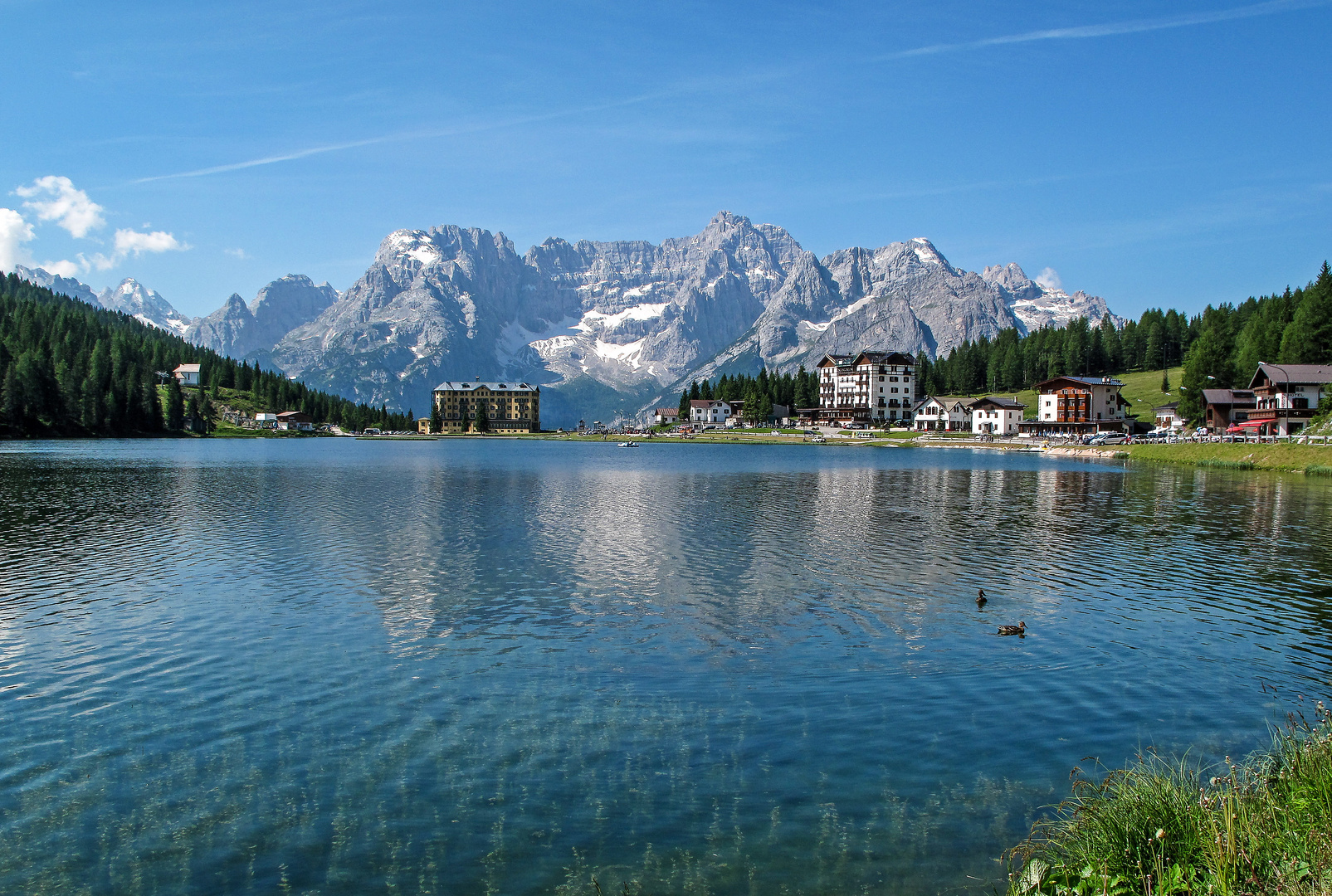 Misurina See mit Sorapis-Gruppe