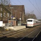 Mit 200 durch den Bahnhof