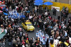 Mit beim Rosenmontagsumzug in Halle/S