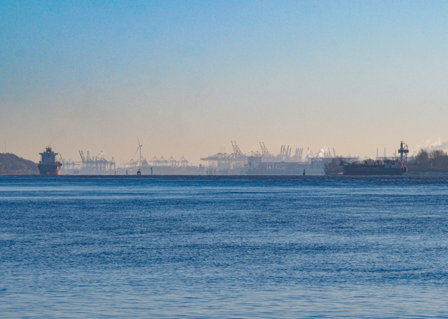 Mit bester Sonne Richtung Hamburg