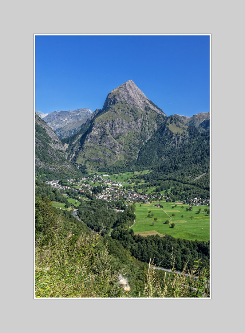 Mit Blick auf den Berg Sosto