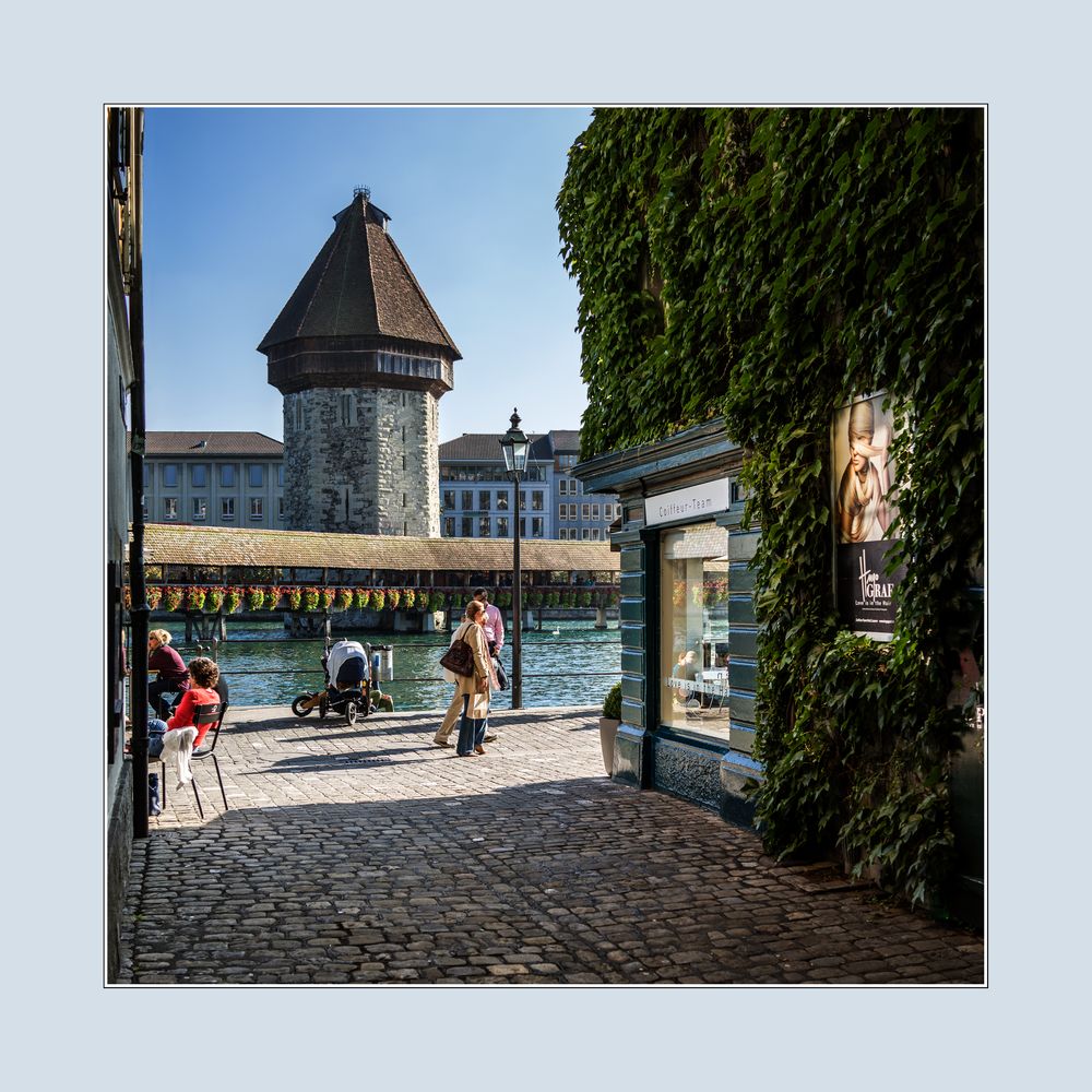 Mit Blick auf den Wasserturm / Luzern