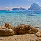 mit Blick auf die Felsinsel Es Vedra genieße ich das vor mir liegende Panorama 