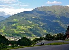 Mit dem Auto von Latschau hinab nach Tschagguns / Schruns (1)