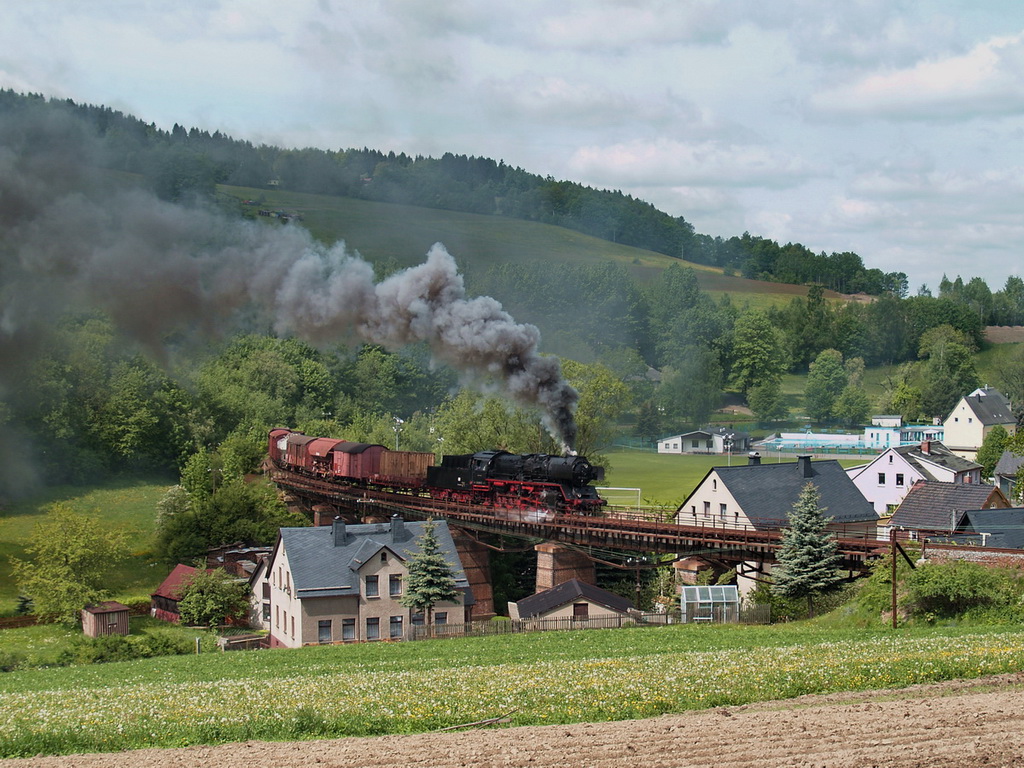 ...mit dem Dg nach Annaberg-Ortsblick Markersbach