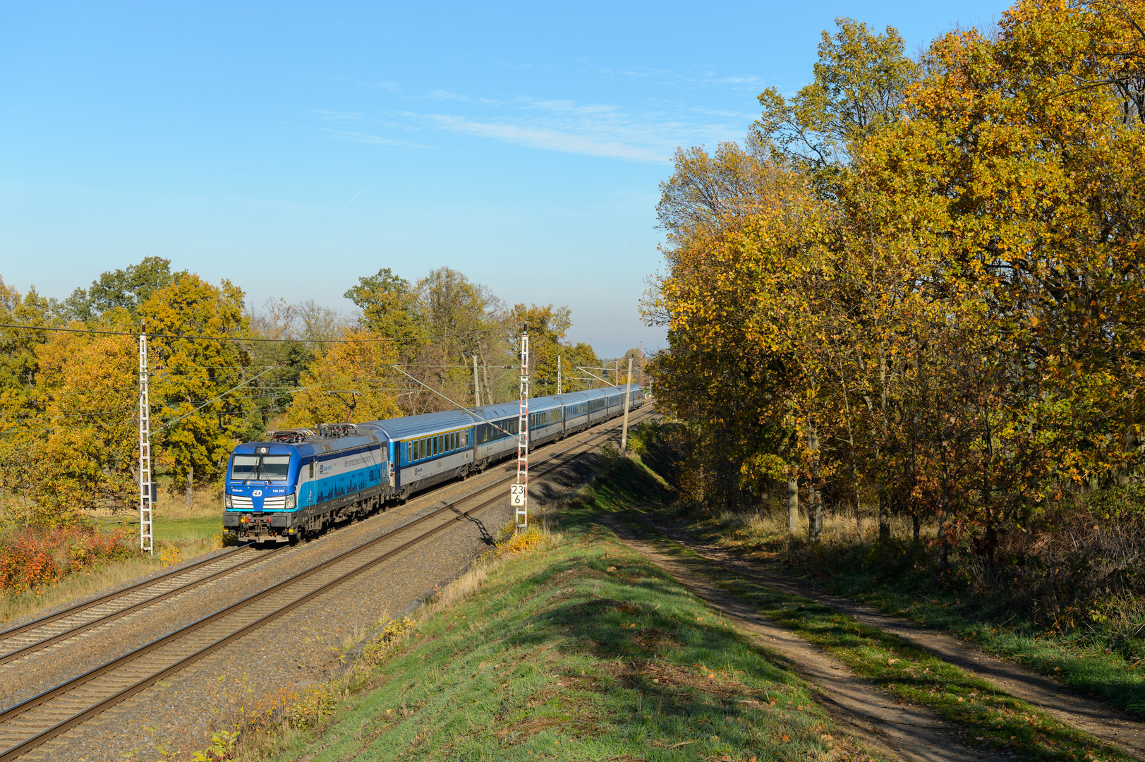 Mit dem Eurocity durch das herbstliche Sachsen