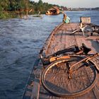 Mit dem Fahrrad über den Mekong....
